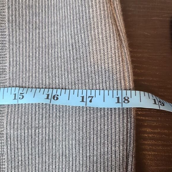 NWOT Oleana Silk & Merino Wool Knit Grey Pencil Skirt – M - Picture 8 of 11